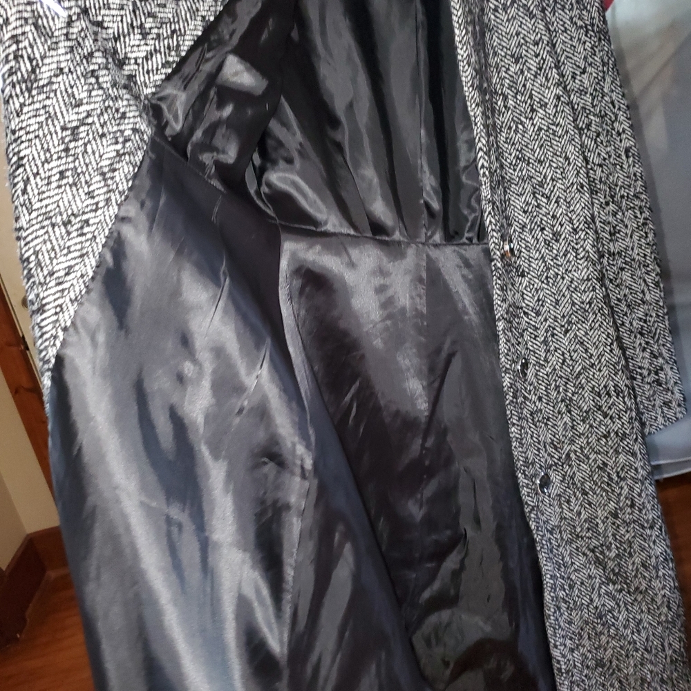 Michael Kors Coat - Picture 4 of 8